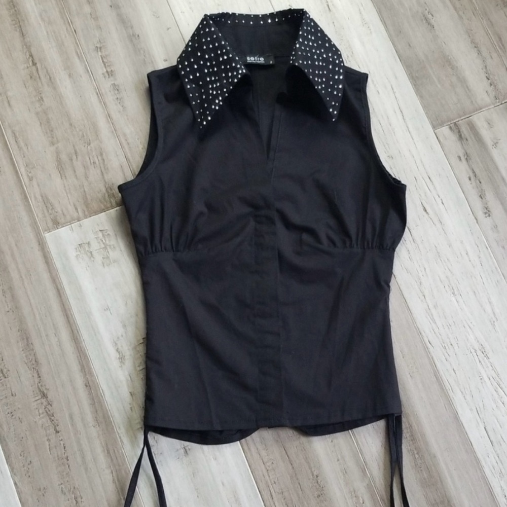 Setre Sleeveless Collared Shirt w Studded Collar